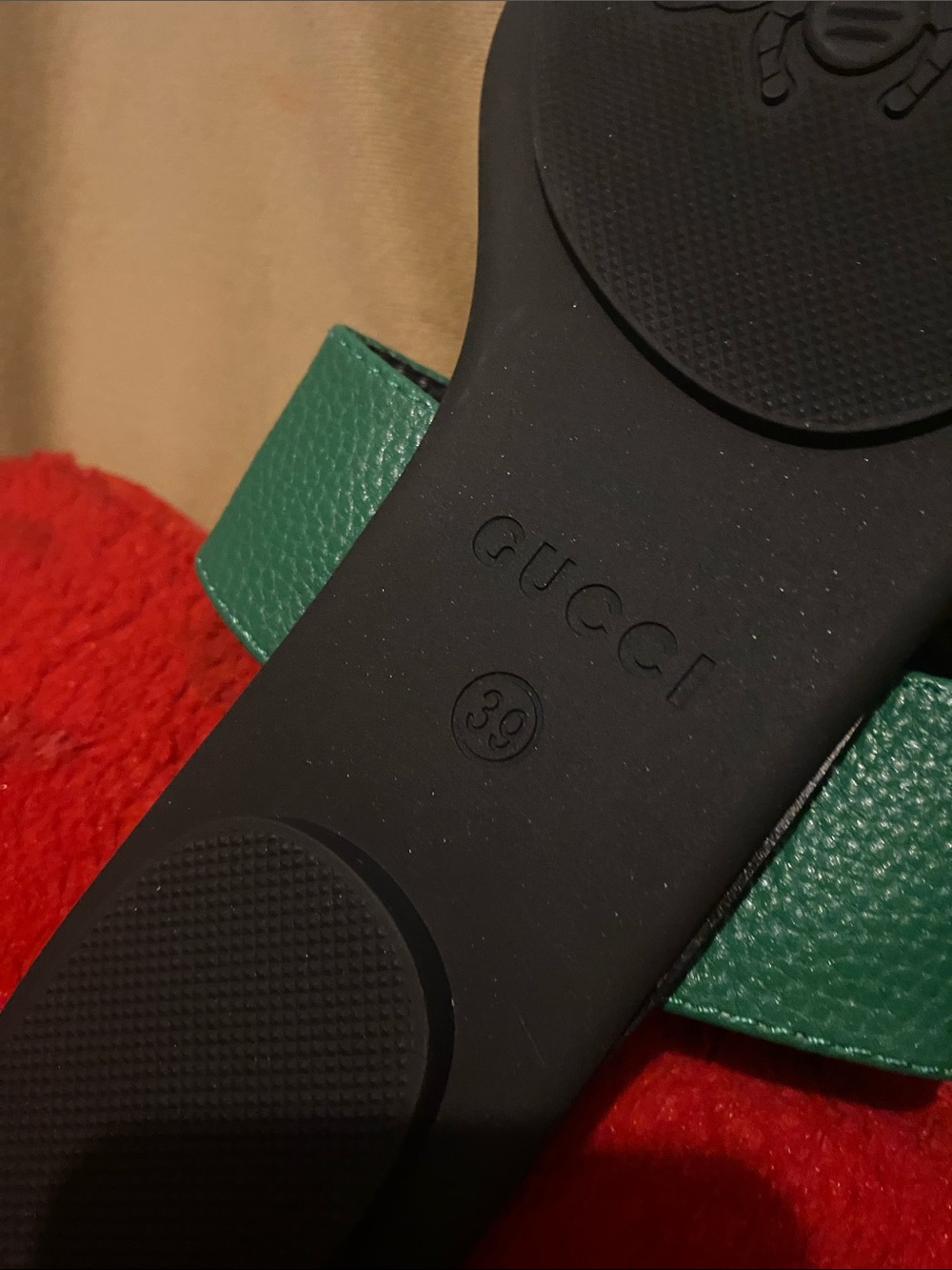 Gucci Green Leather Double G Thong Sandals with Gold Hardware - Picture 5 of 8